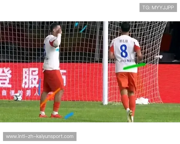 年轻门将夜间单挑，为首发位置展开无声争夺